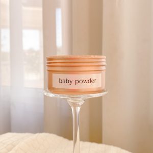 Vela Aromática Baby Powder em Lata (Talco de Neném)